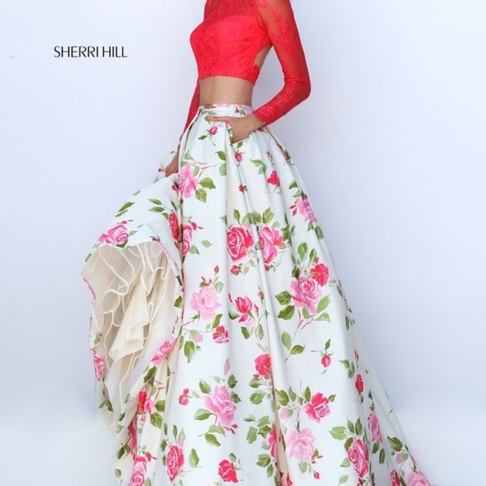 Sherri Hill Floral Two piece Prom dress